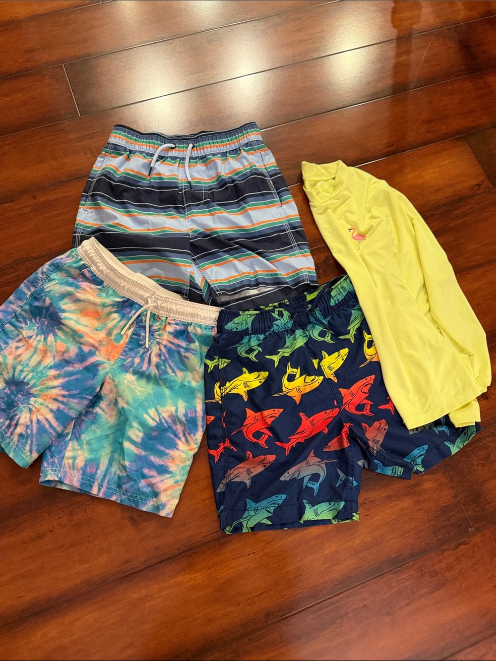 💧GAP Kids Swimwear 3 Swim Trunks with 1 Yellow Long Sleeve Swim Shirt 💧